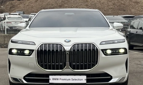 BMW 7 series (G70) 740d xDrive Design Pure Excellence